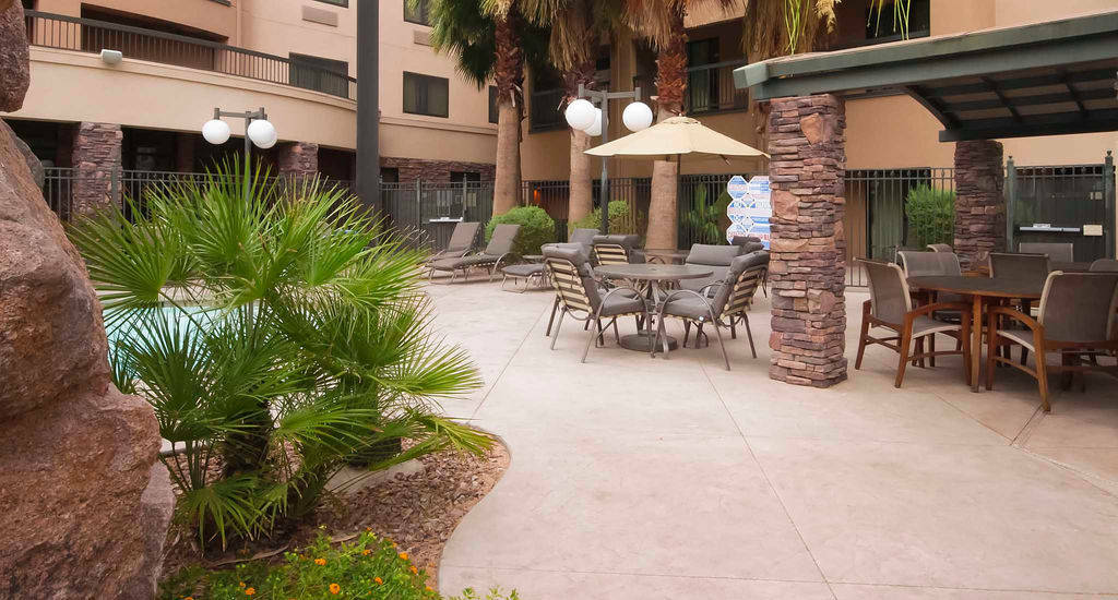 Courtyard By Marriott Las Vegas Stadium Area Zewnętrze zdjęcie
